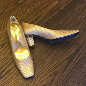 Women Pumps J.Renee